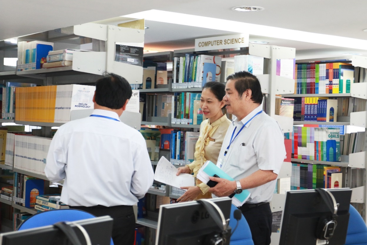 SIU ký kết thỏa thuận hợp tác với Khoa Luật - ĐH Quốc gia Hà Nội”
