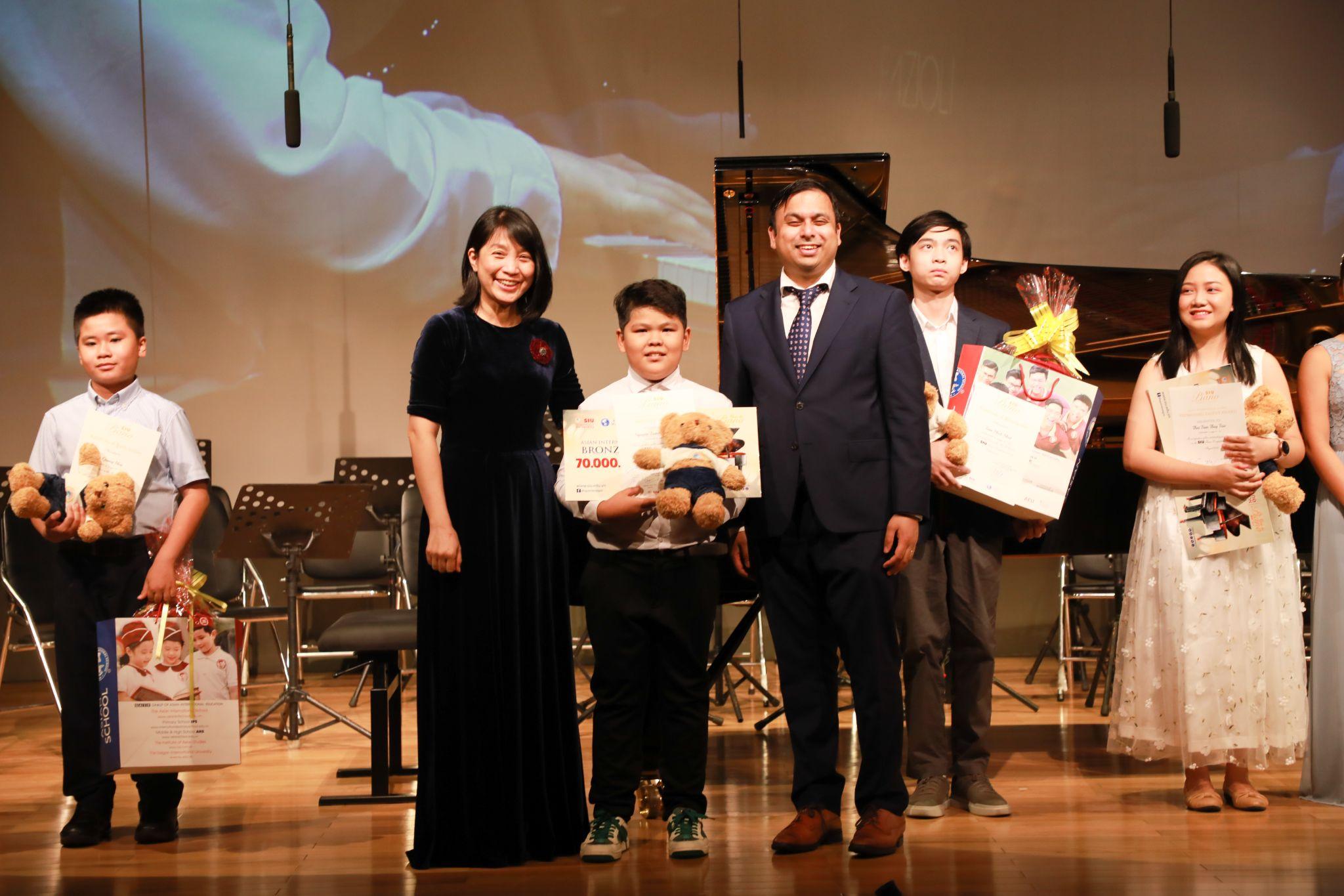 Lắng đọng cảm xúc tại Gala trao giải Cuộc thi Piano SIU 2022