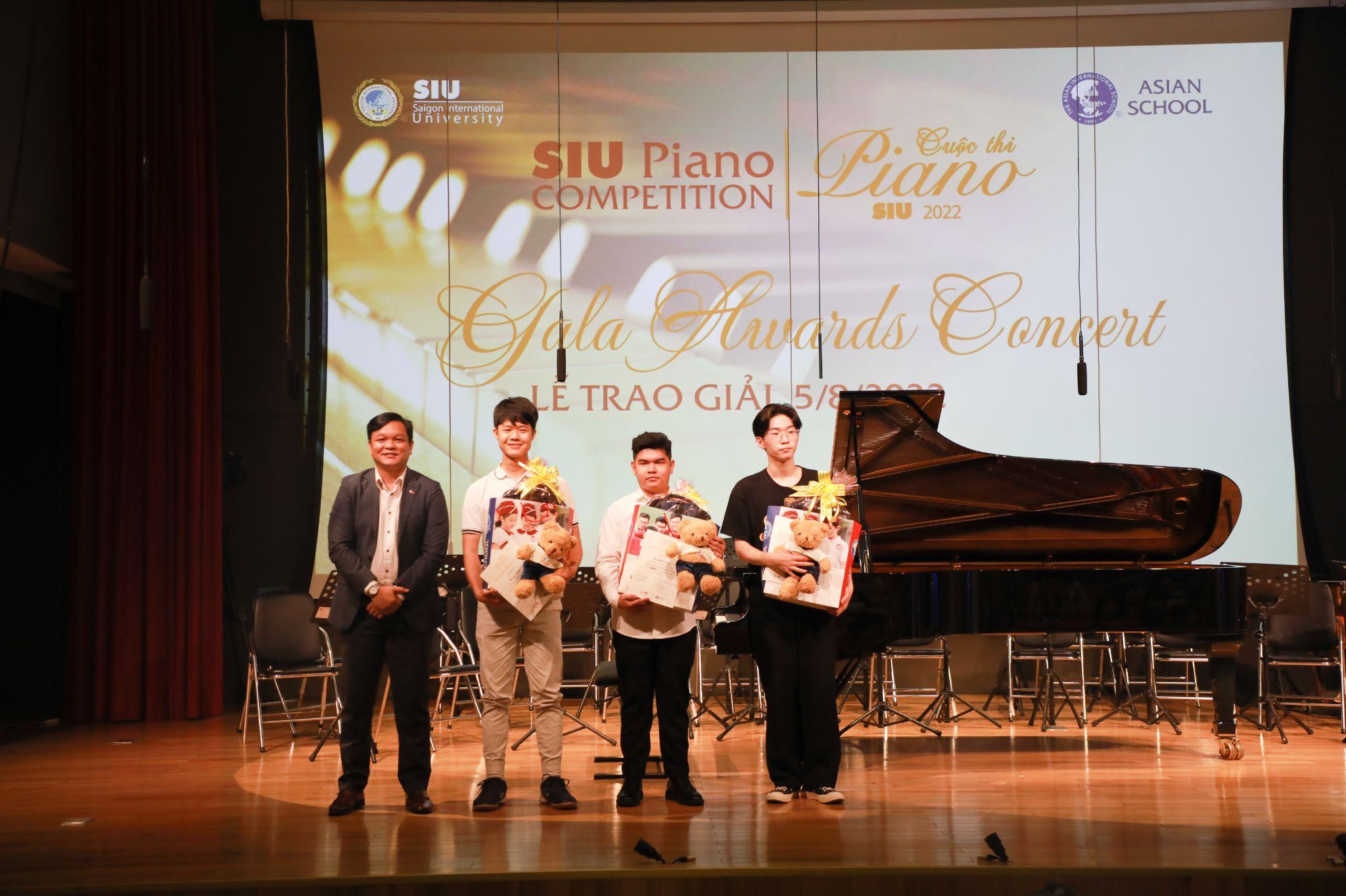 Lắng đọng cảm xúc tại Gala trao giải Cuộc thi Piano SIU 2022