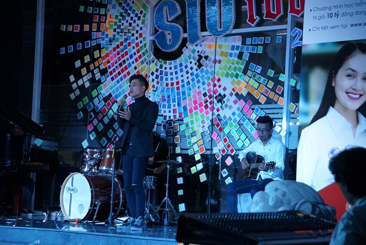 Sỹ Luân, Giang Hồng Ngọc làm giám khảo “SIU Idol 2016”