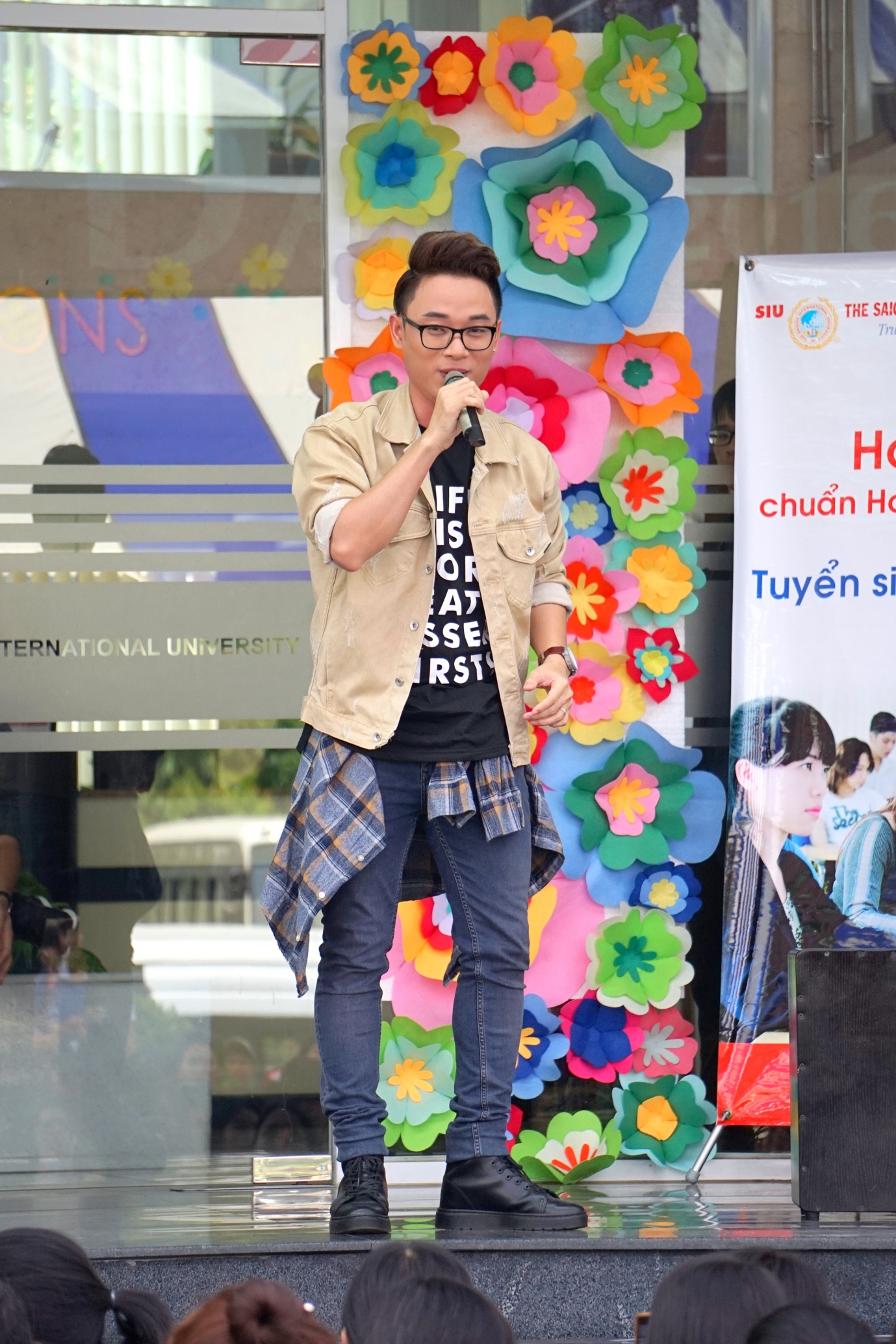 Hàng nghìn học sinh, phụ huynh trải nghiệm Ngày hội thông tin của Đại học Quốc tế Sài Gòn